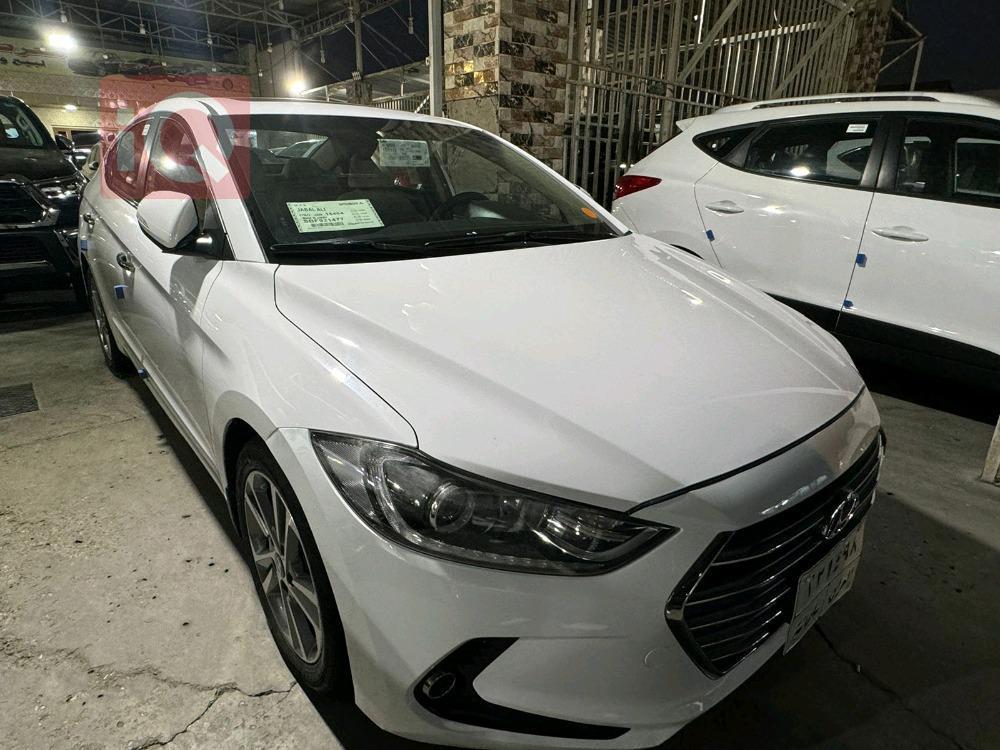 هیوندای ئەلەنترا